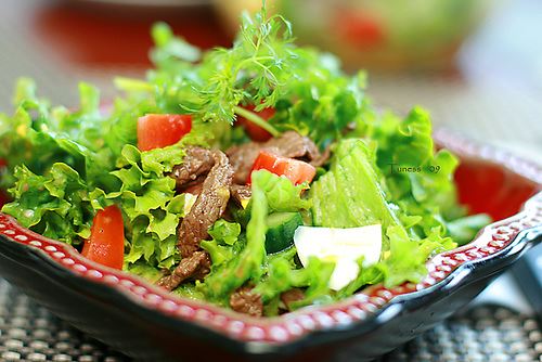 Salad thịt bò chua ngọt