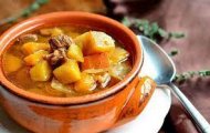 Súp thịt bò hầm khoai tây tốt cho Phụ nữ mang thai