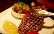 Bí quyết món Beef steak Âu tại nhà - Cực đơn giản
