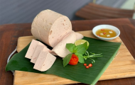 Lịch Sử và Nguồn Gốc của Chả Lụa Truyền Thống
