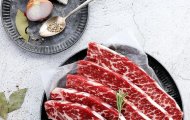 Sườn bò có xương – Bí quyết tạo nước dùng ngọt tự nhiên