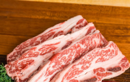 SƯỜN BÒ CÓ XƯƠNG – THƠM NGON HƠN, HẦM ĐẬM VỊ HƠN