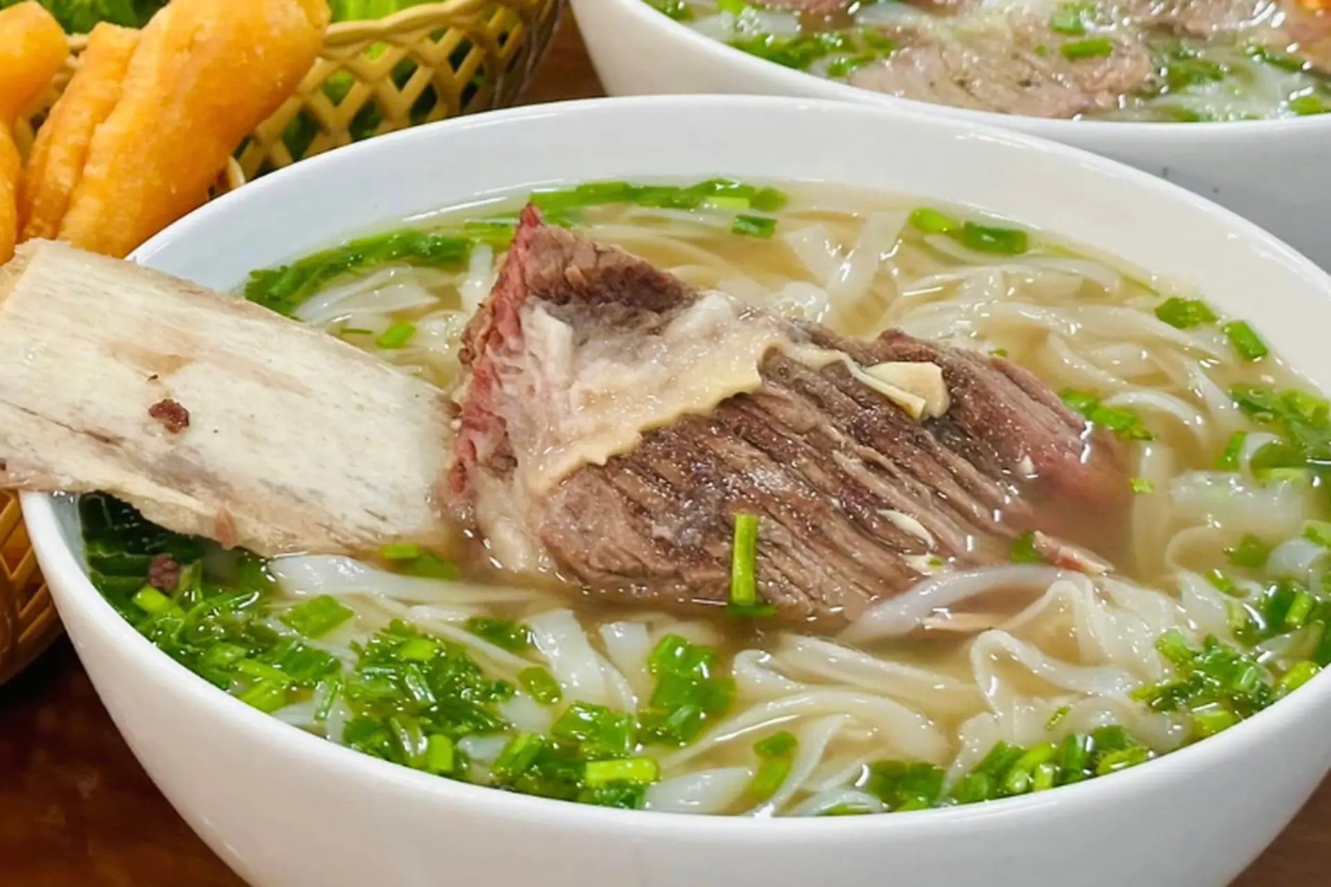 Sườn Có Xương